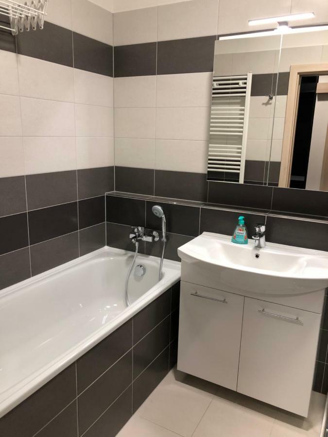 Rs Apartments ออลอโมตซ์ ภายนอก รูปภาพ