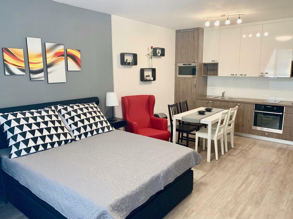Rs Apartments ออลอโมตซ์ ภายนอก รูปภาพ