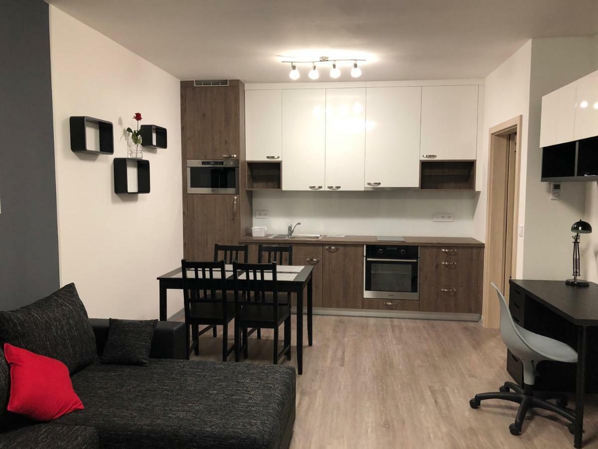 Rs Apartments ออลอโมตซ์ ภายนอก รูปภาพ